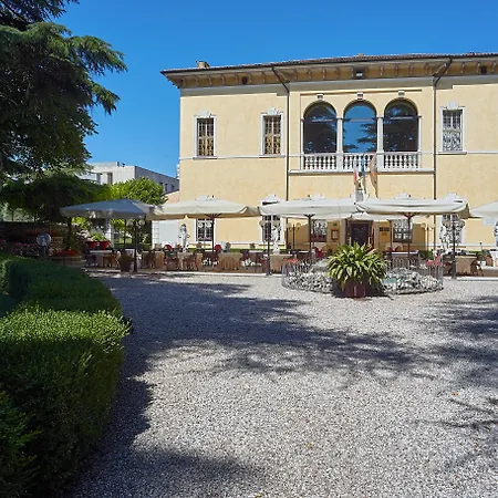 فندق Quaranta Tommasi Wine & Thermal بيسكانتينا
