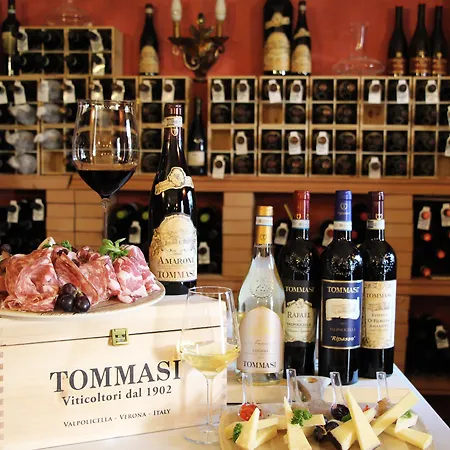 فندق Quaranta Tommasi Wine & Thermal